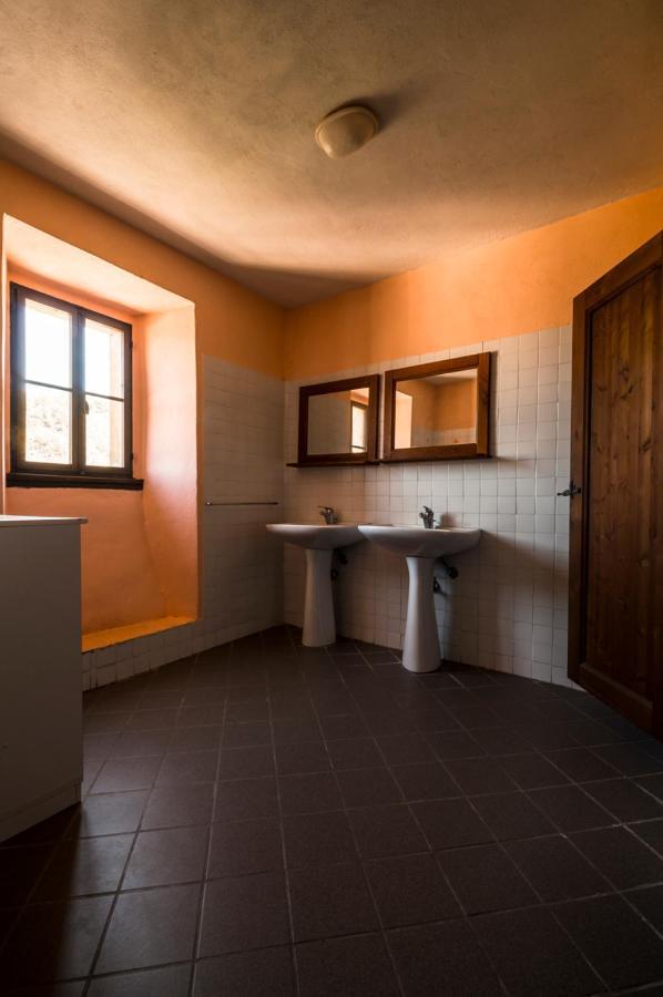 Ostello Podesteria Di Gombola - Arte E Territorio Polinago Zewnętrze zdjęcie